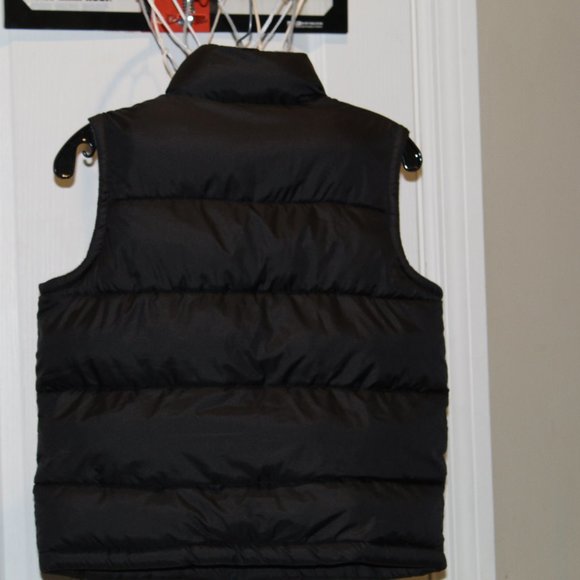 Old Navy Black Puffer Vest - Picture 2 of 3
